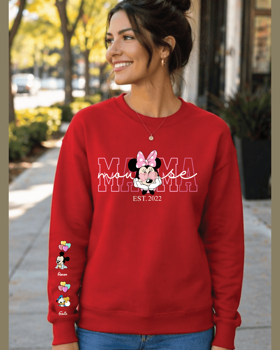 Red personalized sweatshirt for moms with Minnie Mouse and kids name balloons