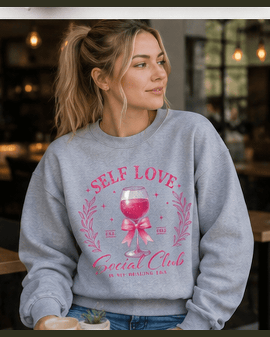 Amor Propio – Top de punto acogedor de club social de calidad prémium