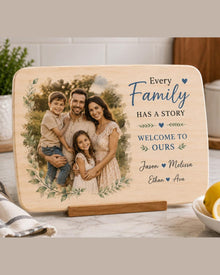 Personalized Photo Bamboo Cutting Board – photo cutting board with family photo and names