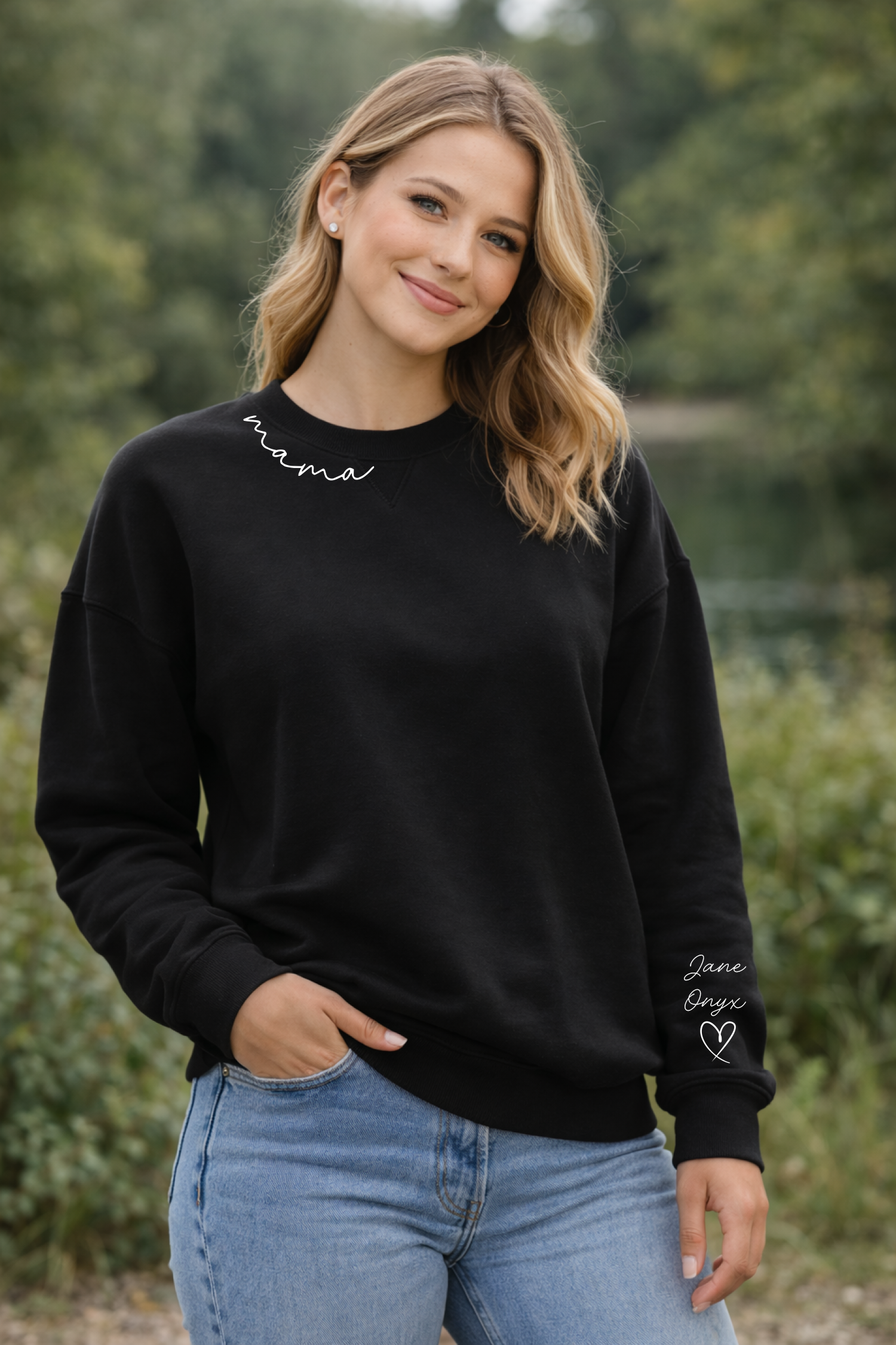 Minimalist Mama curve neck design with Custom Names — view 2